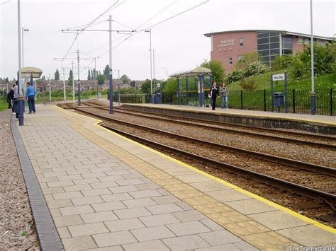 Picture Of Sheffield Supertram Tram Stop At Moss Way Thetrams Co Uk