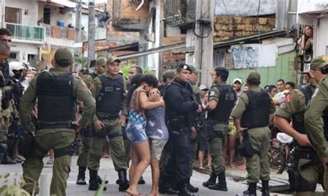 Chacina sete homens armados matam 11 pessoas em bar de Belém