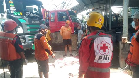 Seorang Pria Meninggal Usai Tersengat Listrik Genset Saat Banjir Di