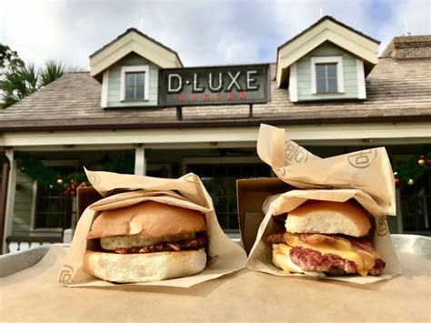 D-Luxe Burger Adds Breakfast Menu - Review | Chip and Company