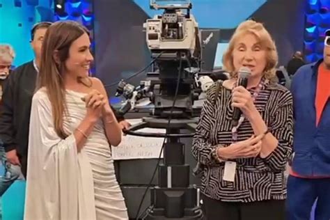 Irm Ca Ula De Silvio Santos Faz Rar Ssima Apari O No Sbt E Emociona O