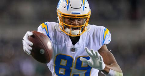 Chargers Tight End Donald Parham Jr Suffers Scary Head Injury Details