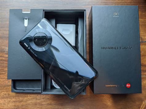 Mate 30 hands-on: Flagship experience for less | ABS-CBN News
