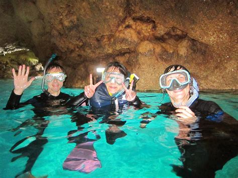 Marine Leisure & Activity: Blue Cave Boat Snorkeling | Snowball ...