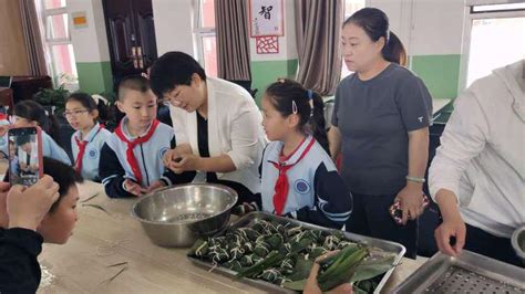 浓情“棕”意迎端午 传统文化润童心——第四实验小学端午节主题活动澎湃号·政务澎湃新闻 The Paper