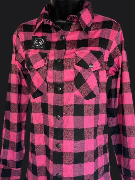 Pink Flannel shirt! Female Cut/Sizing – Swamp Buck Camo