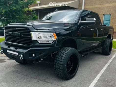 2019 Ram 2500 With 22x12 44 Tis 544gb And 35 12 5r22 Landspider Wildtraxx R T And Suspension