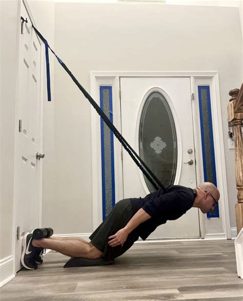 Nordic Curl Progression Made Easy With The Nordspotter Strap