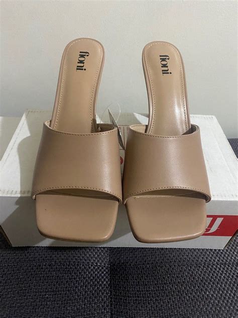 Payless Fioni Nude Mules Women S Fashion Footwear Sandals On Carousell