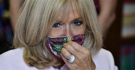 Brigitte Macron Denuncia E Dice Basta Alla Fake News Tranfobica Su Di