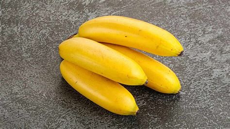 Banana In Winter Is There Any Harm In Eating Bananas In Winter Know