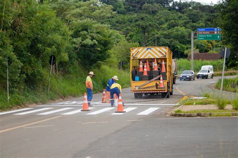 Prefeitura De Tibagi Inicia Obra De Manuten O Na Rua Frei Gaud Ncio