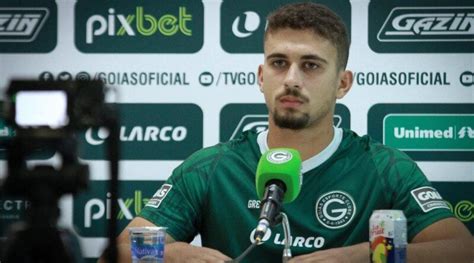 Chegada ao Goiás estreia na Série A e mais André Rodrigues traz