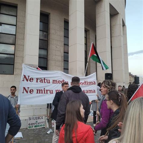 Video Stotine Ljudi Stiglo Je Na Prosvjed Za Palestinu U Zagrebu Sata