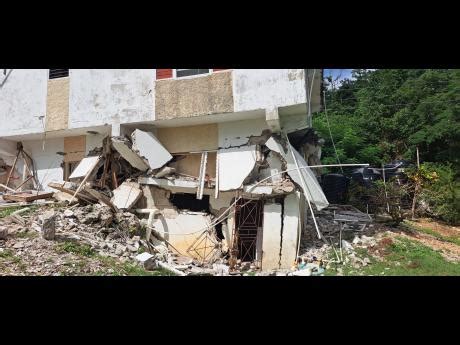 Three-storey house collapses in Portland from impact of 5.6 earthquake ...