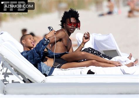 Willow Smith Looks Hot In A Black Bikini On The Beach In Miami Aznude