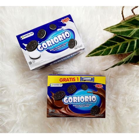 Jual Goriorio Biskuit Sandwich Rasa Vanilla Dan Cokelat Gr X Pcs