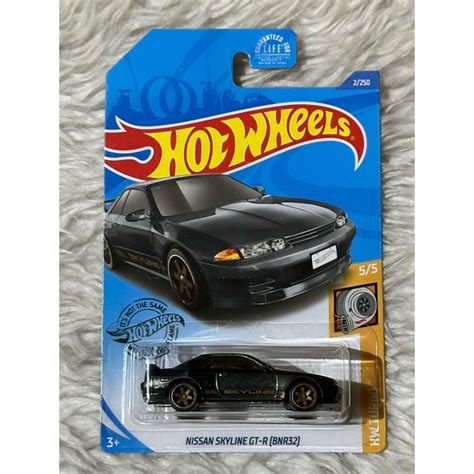 Hot Wheels Super Treasure Hunt Nissan Skyline GT R BNR32 Shopee Malaysia