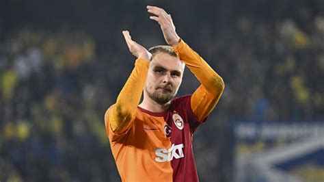 Galatasaray Da Victor Nelsson Alk Toplad