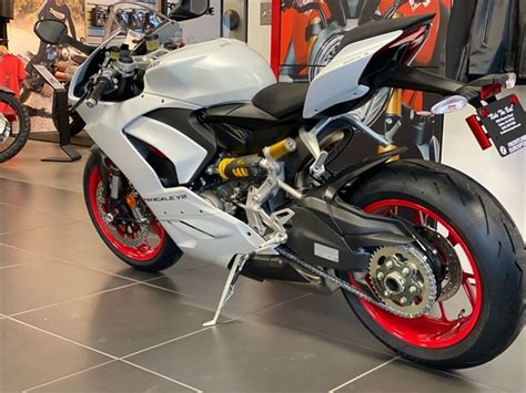 2021 Ducati Panigale V2 Frontline Eurosports