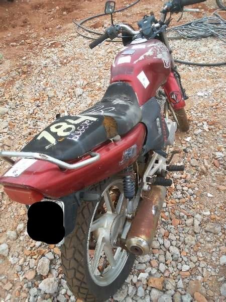 Grupo Carvalho Leilões HONDA CBX 200 STRADA SUCATA APROVEITAVEL