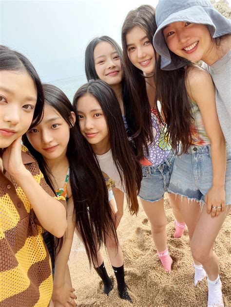 NewJeans: K-Pop Girl Group Group & Min HeeJin Talk Surprise Debut