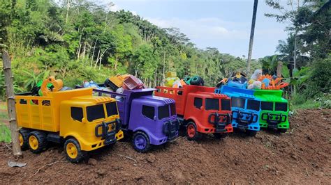 Mobil Truk Tronton Panjang Penuh Mobil Mobilan Traktor Traktor Bus