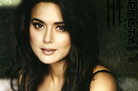 Hot And Beautiful Preity Zinta Wallpaper Huge Collection Of Muzik