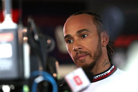 F1 Hamilton diz que só vencerá em 2022 se tiver sorte