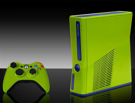 Colorware: New Xbox 360 - The Awesomer