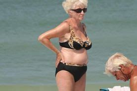 Sexy Oma Im Bikini Porno Bilder Sex Fotos XXX Bilder 3833931 PICTOA