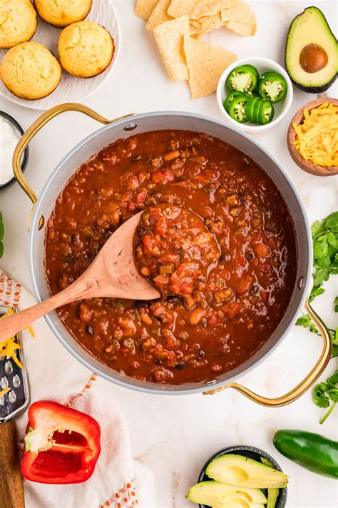 Easy Pumpkin Chili - Artful Homemaking