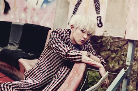 Exo Chanyeol Love Me Right Exo K Photo 38518233 Fanpop