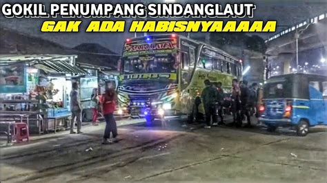 Anak Jawa Pulang Malam Penumpang Membludak Menjelang Tahun Baru