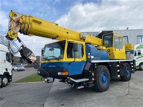 Żuraw samojezdny LIEBHERR LTM 1030 2 1 LTM 1030 2 Dźwigi i żurawie