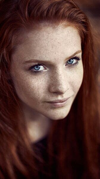 Beautiful Women To Adore Most Beautiful Eyes Freckles Beautiful Redhead