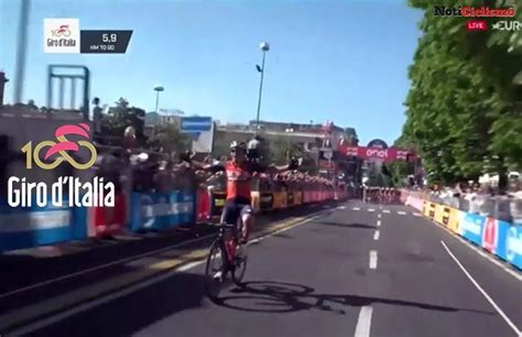 VIDEO El Ciclista Pibernik Celebra La Victoria Antes De Tiempo En El