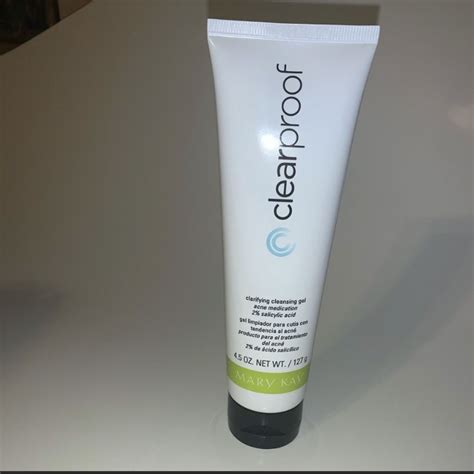 Clear Proof® Clarifying Cleansing Gel | Cleansing gel, Clear pores, Mary kay