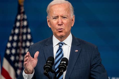 États Unis Joe Biden Salue Ladoption Dun Projet De Loi Sur Linfrastructure De 12 Billion