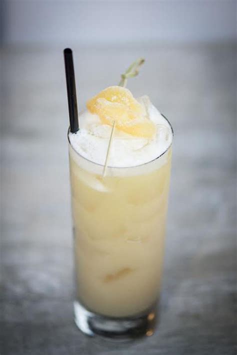 17 Deliciously Milky Cocktails To Make That Aren't White Russians
