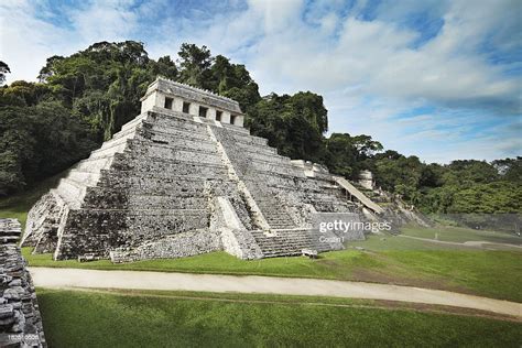 Palenque Ruins Temple Of Inscriptions High-Res Stock Photo - Getty Images