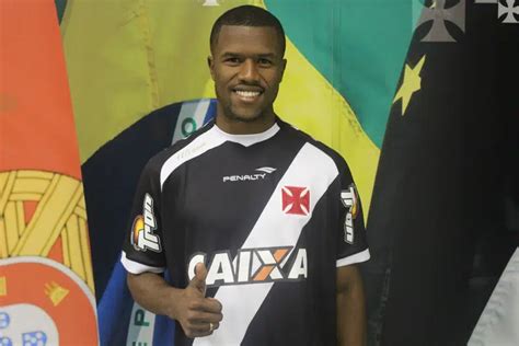 Conhe A Novo Lateral Direito Contratado Pelo Vasco Supervasco