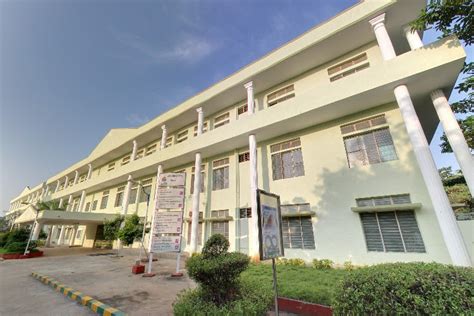 Vishnu Institute of Technology Bhimavaram B.Tech Review by Student ... 