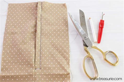 How To Sew A Lapped Zipper The Easiest Way Treasurie