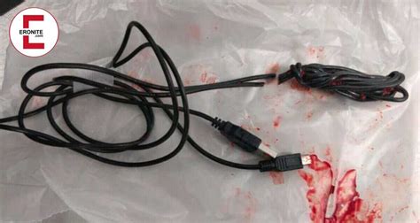 USB Kabel in den Penis 15 Jähriger steckt s rein Erotikmagazin