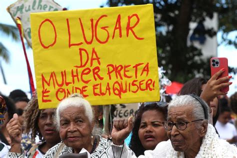 Marcha Das Mulheres Negras Toma Conta De Copacabana Jornal Dia Dia