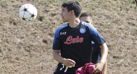 Ssc Napoli Report Allenamento Personalizzato In Palestra E Campo Per