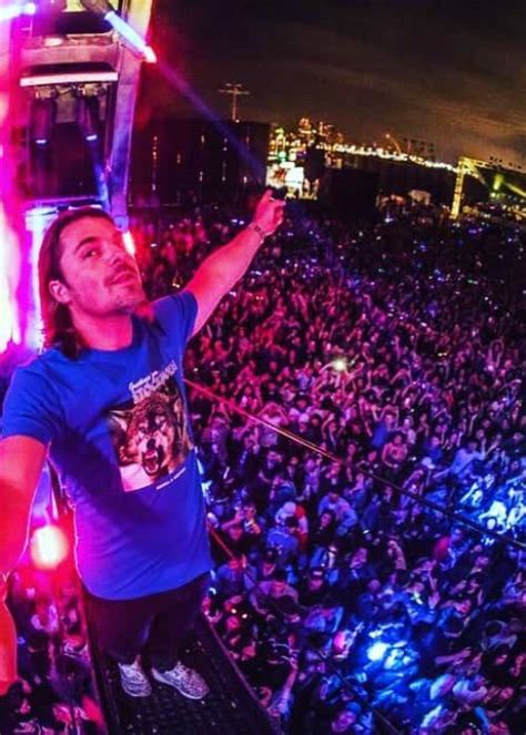 Axwell Height, Weight, Age, Spouse, Family, Facts, Biography