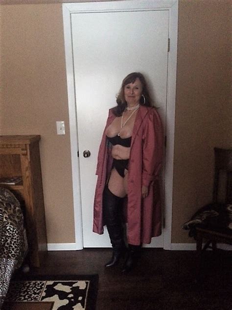 Slut Wife Nancy IMG Porn Pic