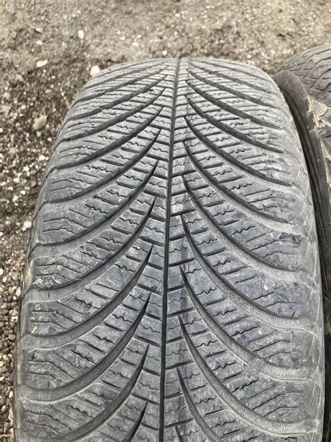 всесезонни гуми 215 60 17 Goodyear Dot 18 Гуми 4 бр 2018 г Всесезонни